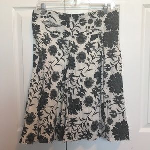 ✨ Box pleated skirt ✨